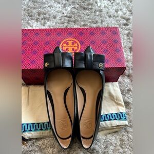 Tory Burch Aimee Flats; Sz. 5.5